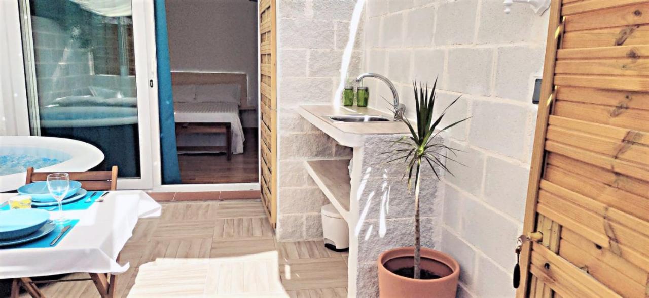 La Calita Escondida - Jacuzzi Y Cocina En Terraza Privada - Piscina Y Parking Gratis Lejlighed Chiclana de la Frontera Eksteriør billede